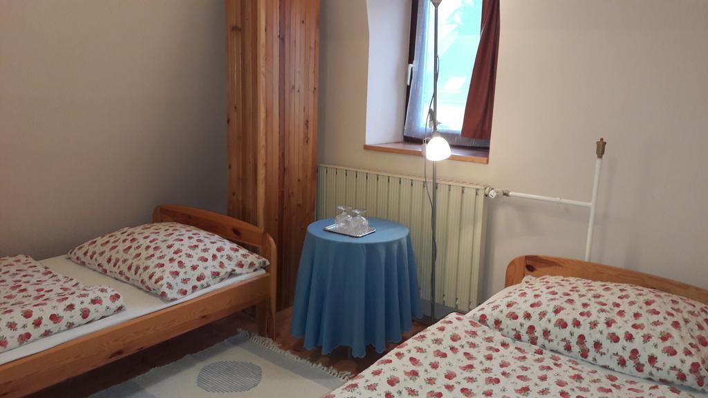 Vecsey Apartman Apartment Eger Ngoại thất bức ảnh